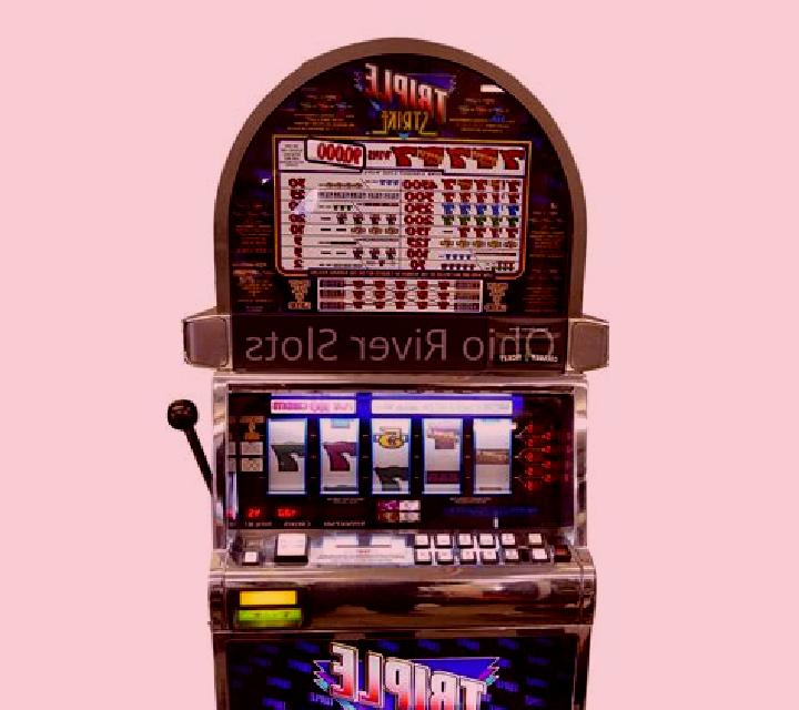 Total Strike slot machine