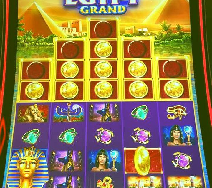 Towering Pays Egypt slot machine