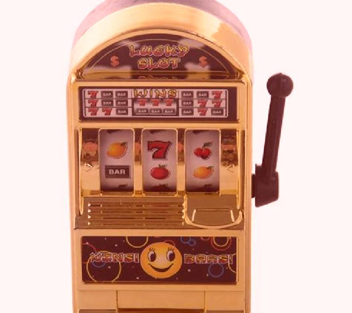 Toys slot machine