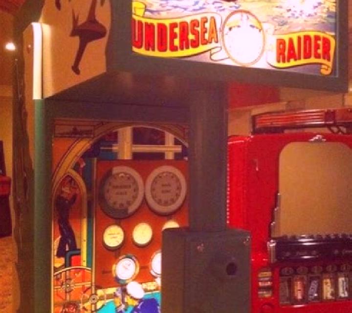 Treasure Raider (Bally) online slot