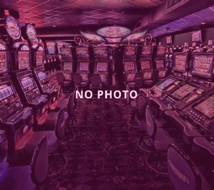 Tri Card Poker (Woohoo) slot game