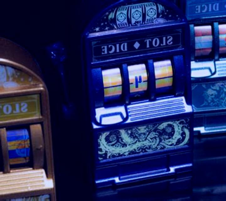 Triad Dice slot machine