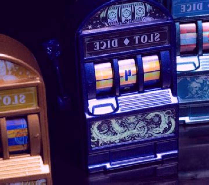 Triad Dice slot