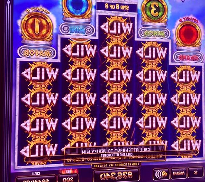 Triple 8s online slot