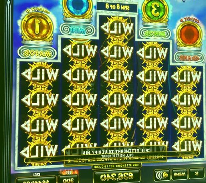 Triple 8s slot
