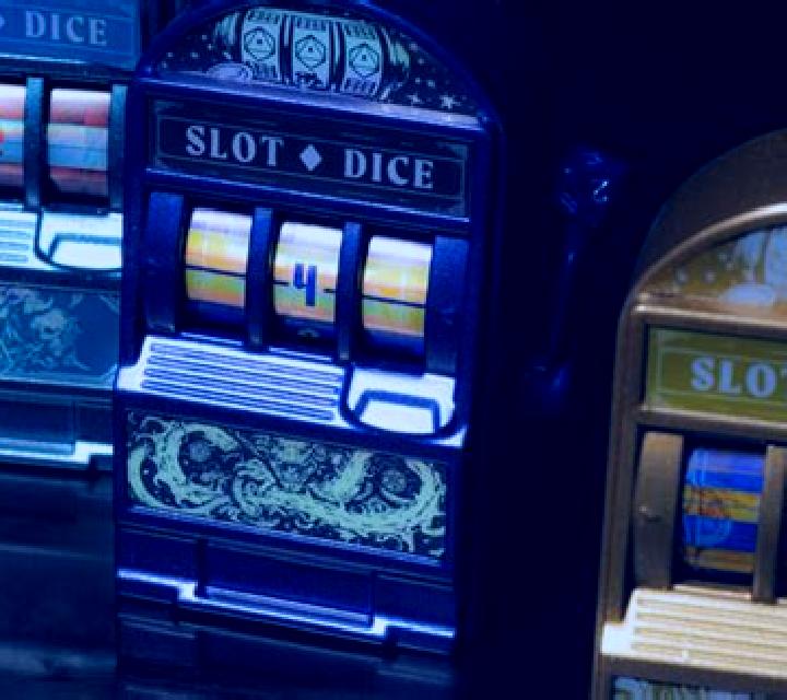 Triple Dice slot machine