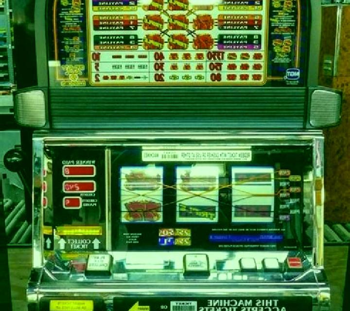 Triple Hot Ice slot machine
