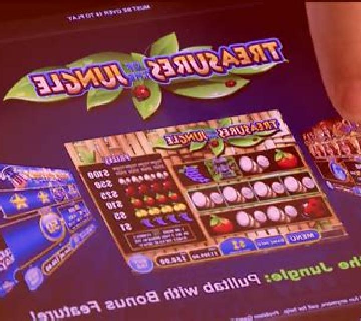 Triple Kings Pull Tab slot
