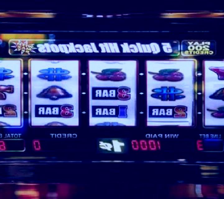 Triple Wild Seven 5 Reels slot game