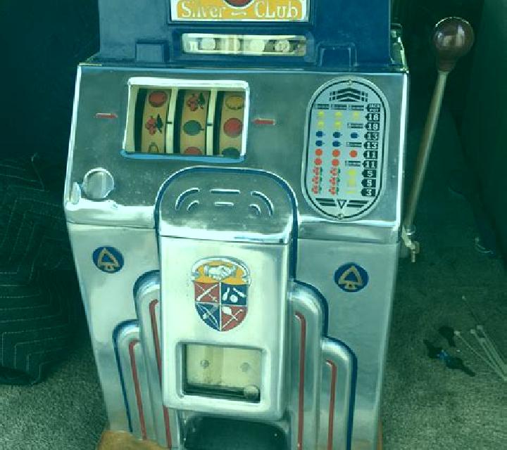 Trixel slot machine
