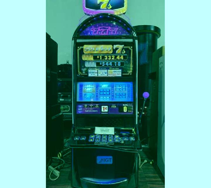 TRZ 3000 slot machine