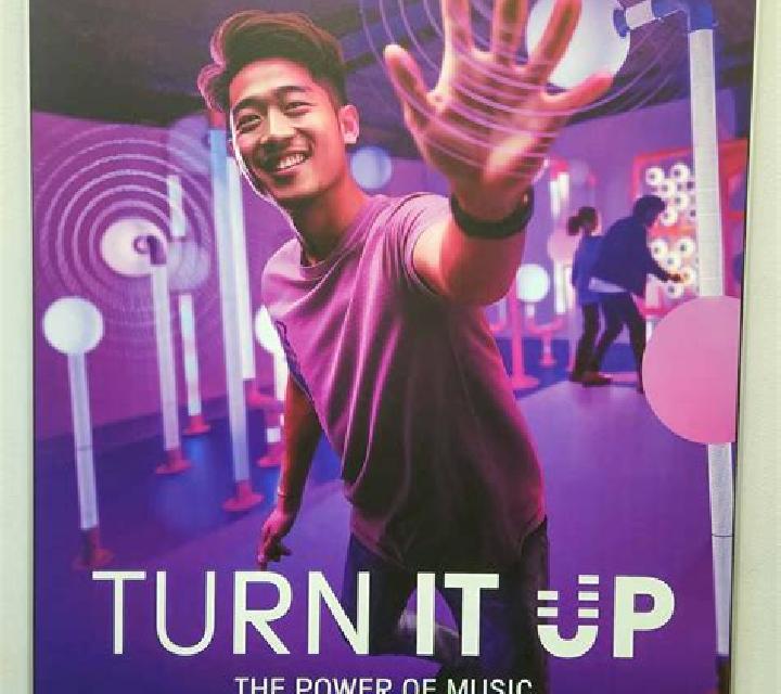 Turn It UP! online slot