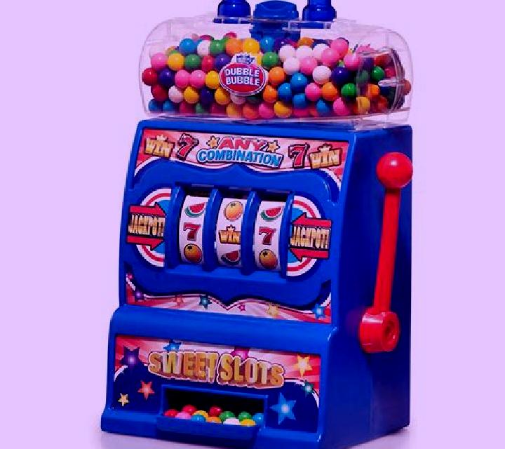 Twisted Candy Shop slot machine