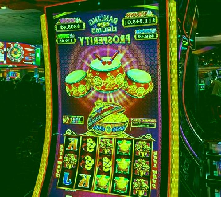 Two Tribes slot machine