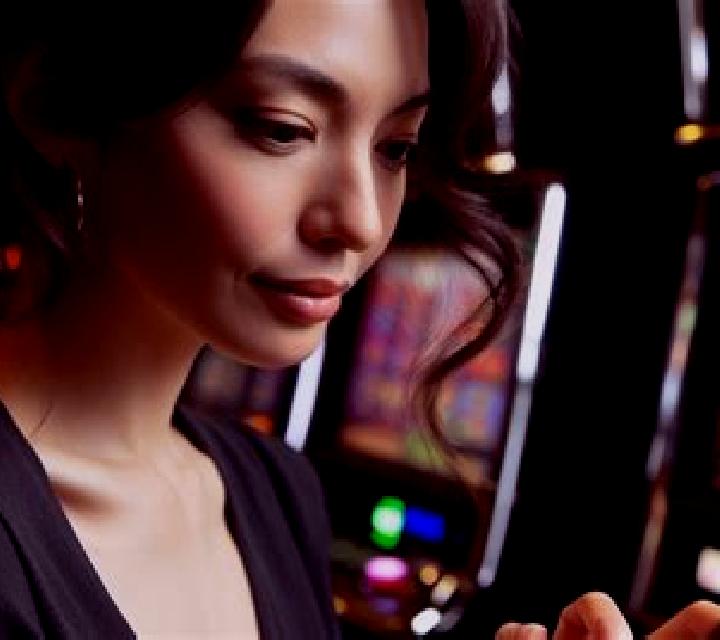 U4 online slot