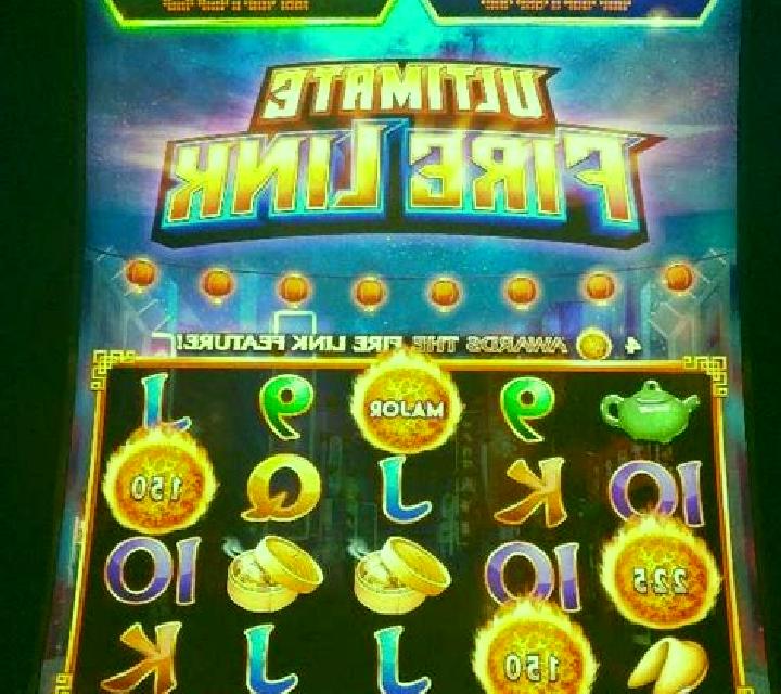 Ultimate Fire Link Cash Falls Glacier Gold slot machine