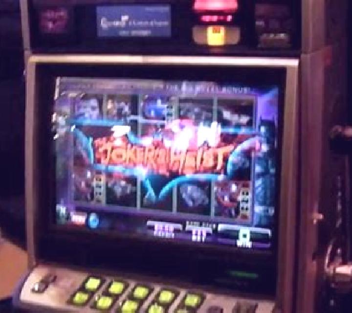 Ultimate Heist slot machine