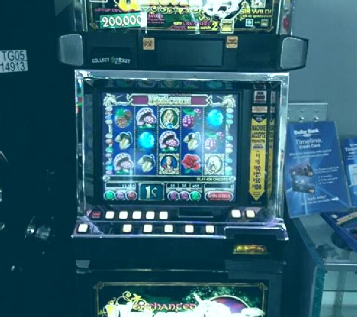 Unicorn Café slot machine