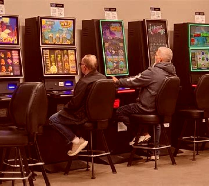 Up and Down online slot