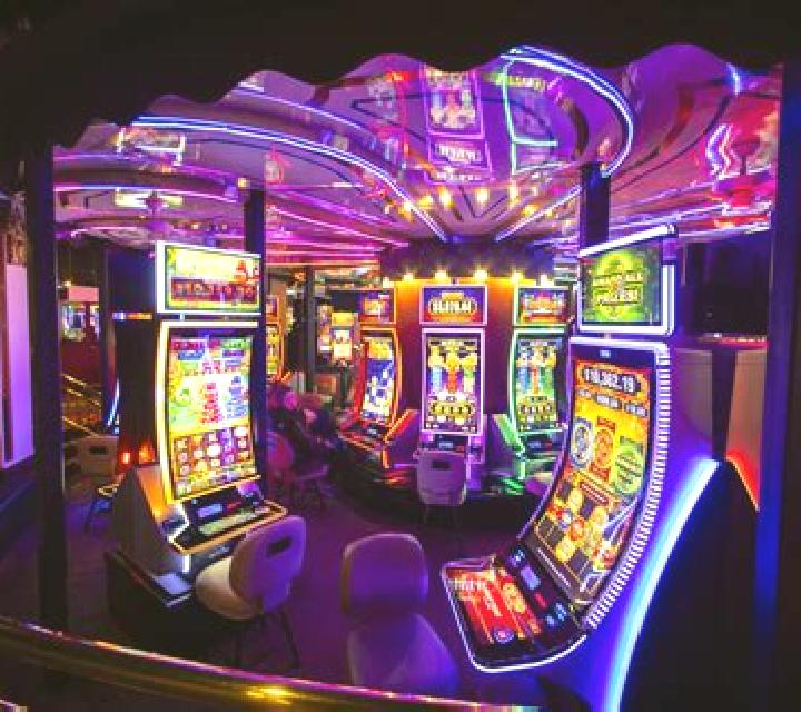 Up and Down slot game