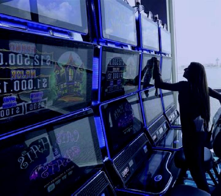 Up or Down slot game