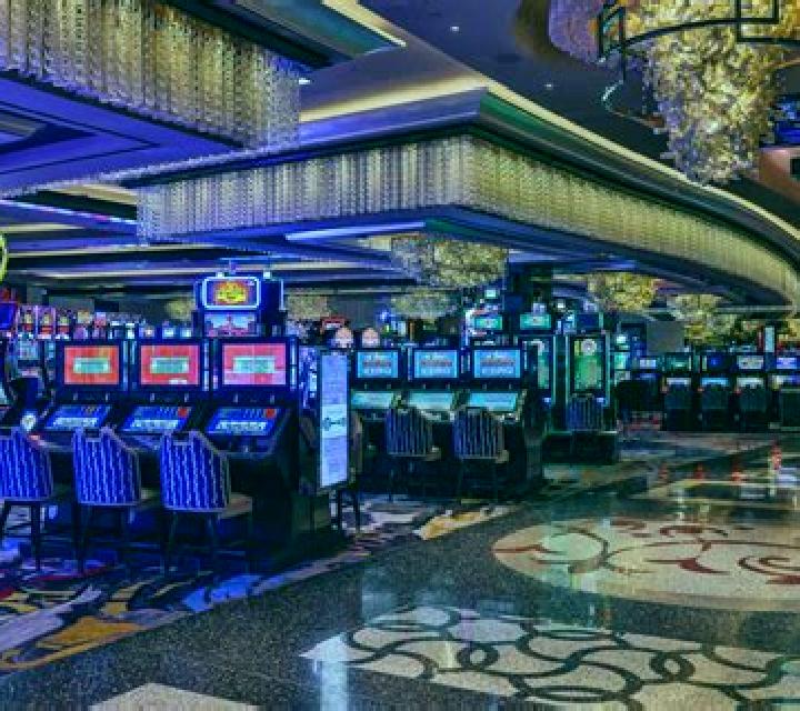 Vegas Glam slot game