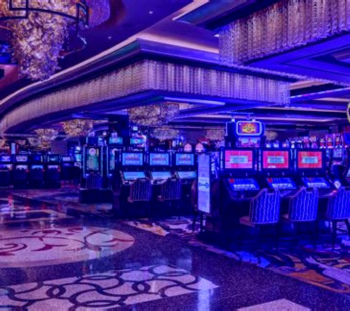 Vegas Glam slot machine