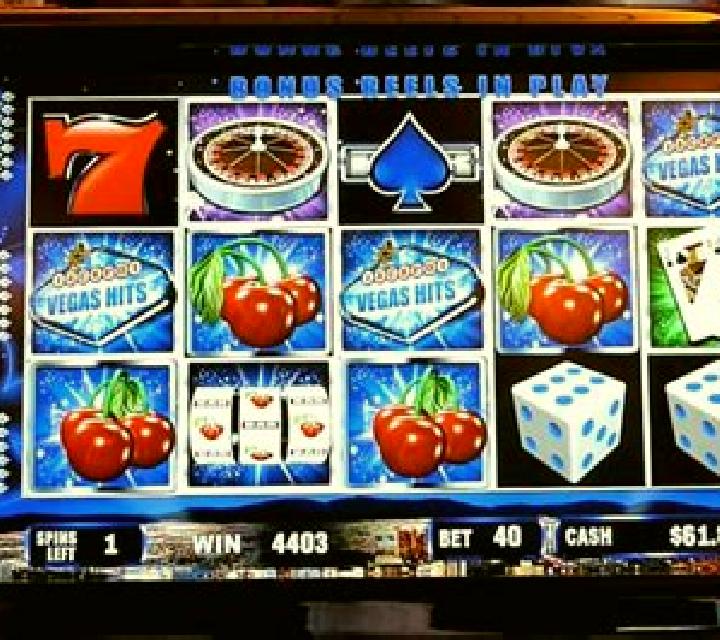 Vegas Hits slot game