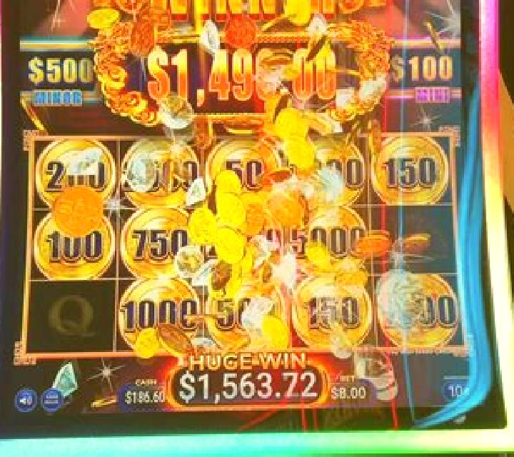 Vegas Hold and Win online slot