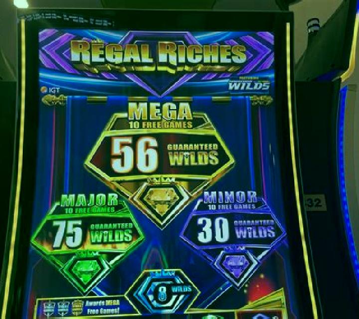 Vegas Riches slot game