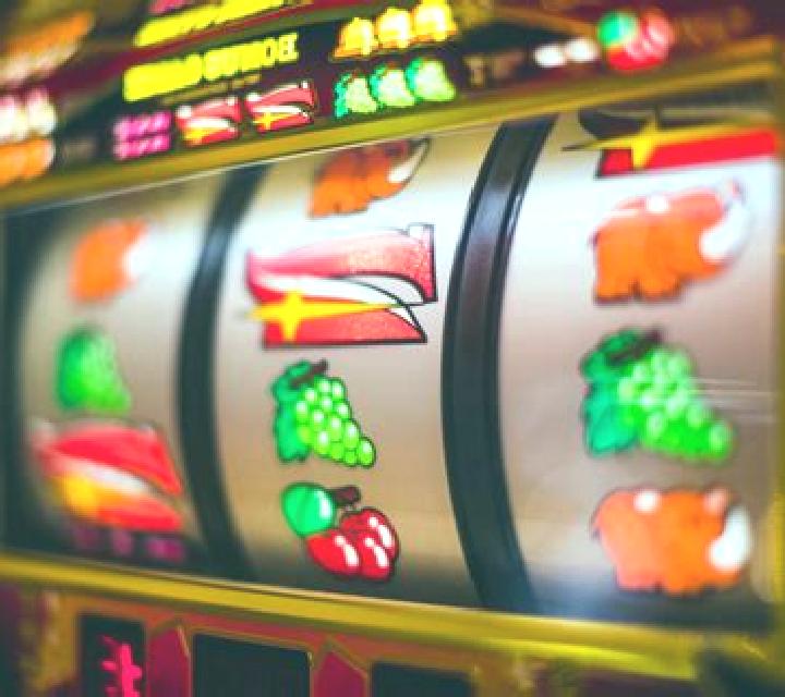 Vegas Vegas (XIN Gaming) slot machine