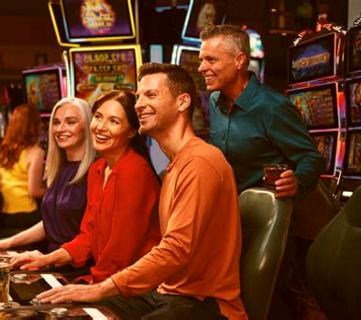 Very Lucky 243 slot machine