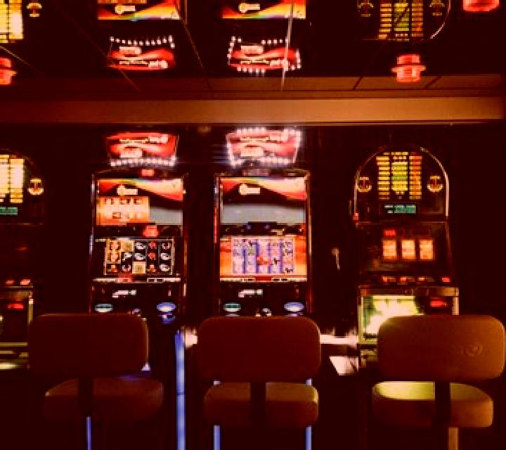 Virtual Champions slot machine