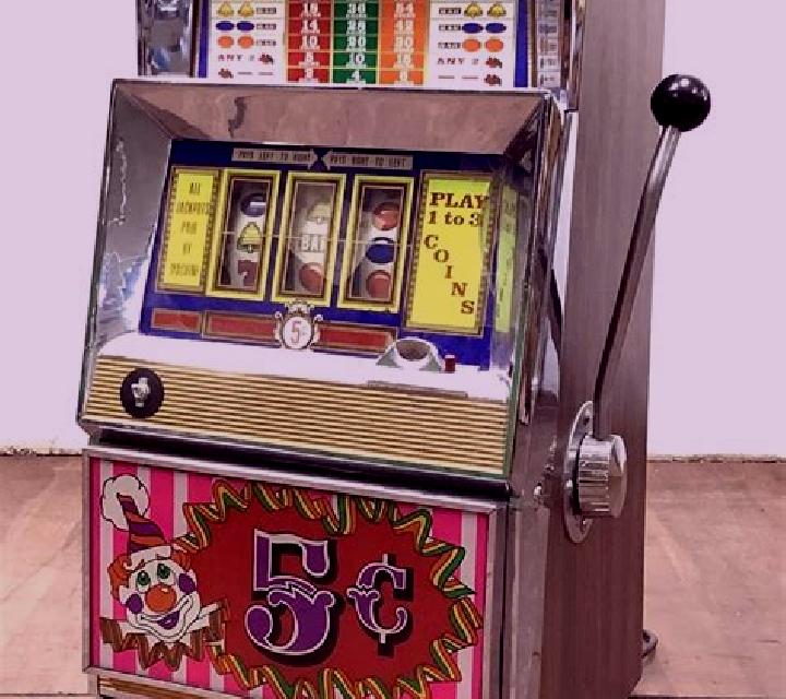 Wanted 5 slot machine