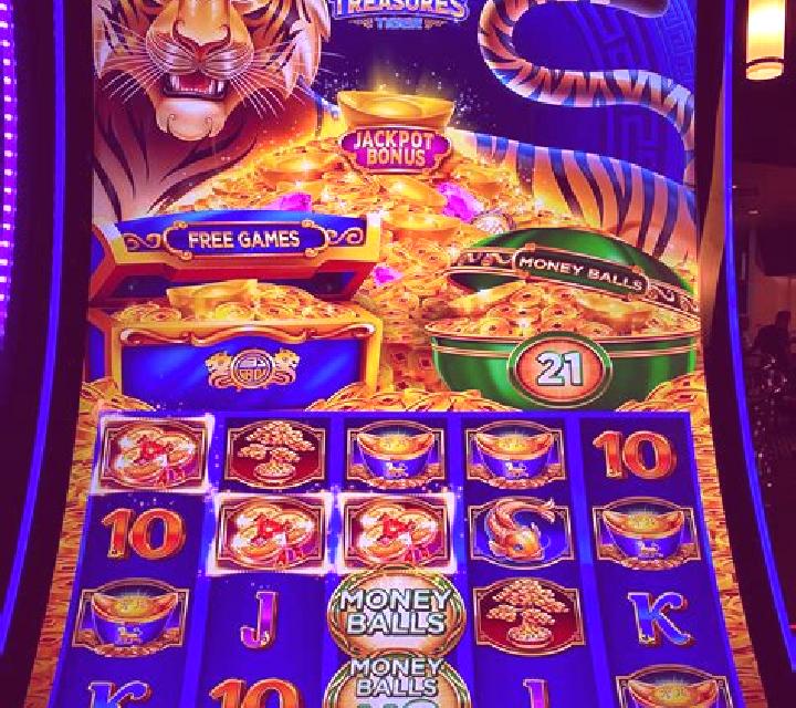 Water Tiger slot machine