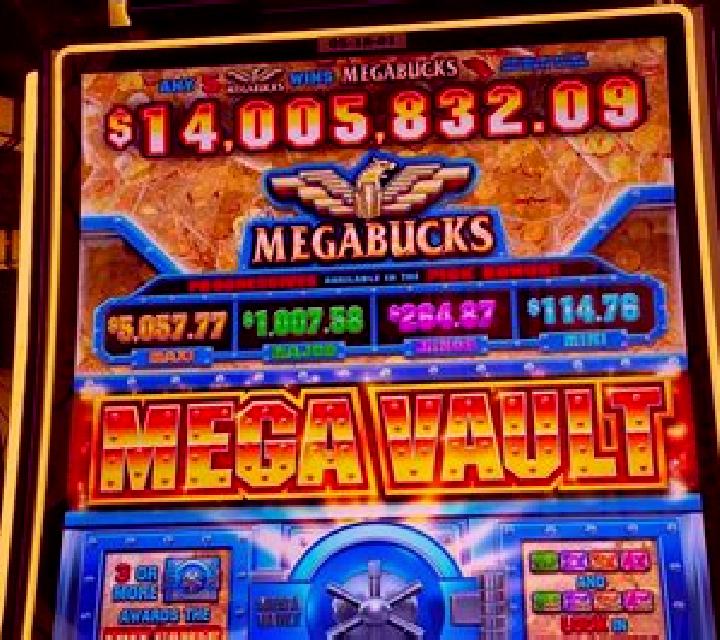 Wedding Party Big Action Jackpots slot machine