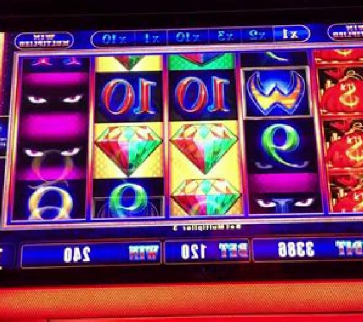 Weird Wicked and Wild slot