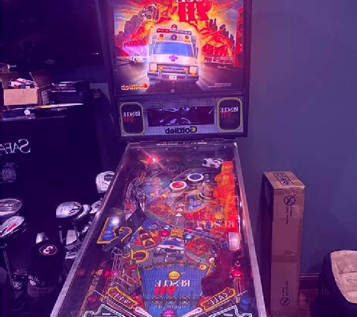 WET RESCUE slot machine