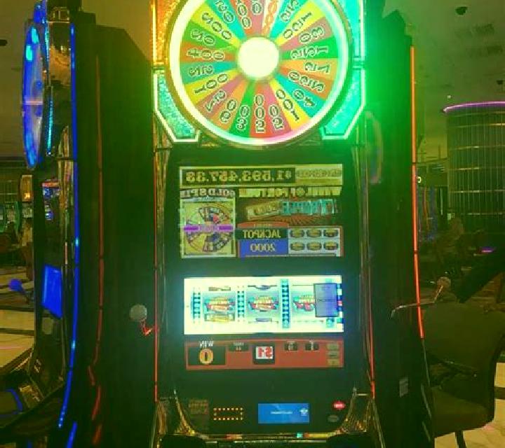 Wheel of Amp slot machine