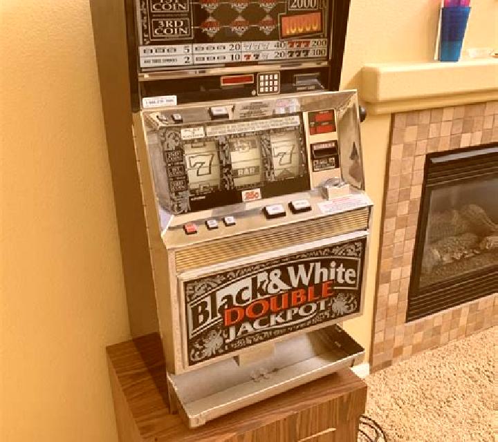 White Wizard Jackpot slot machine