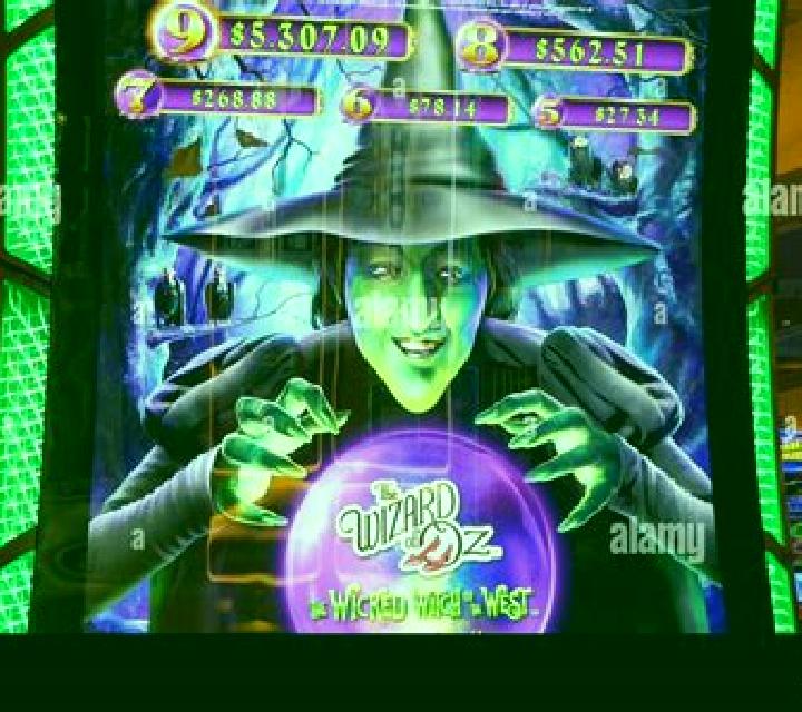 Wicked Wanda slot machine