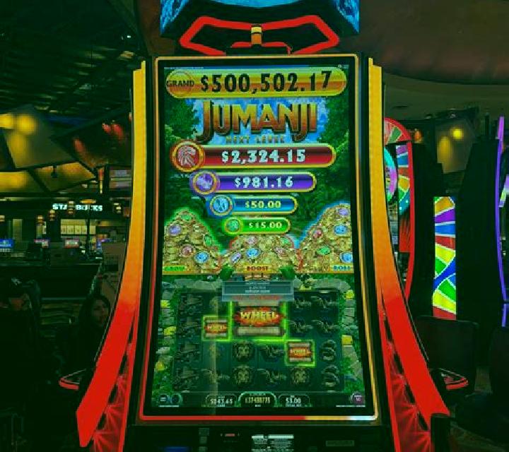 Wild Santa 3 slot machine