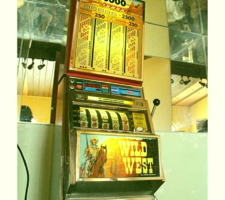Wild Wild West slot machine