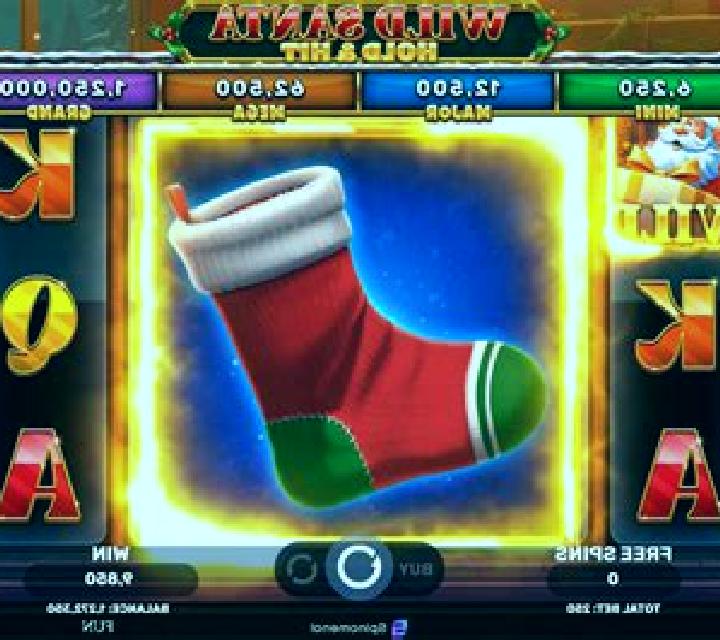 Wild Xmas Hold & Hit slot game