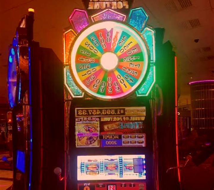 Wins of Fortune slot machine