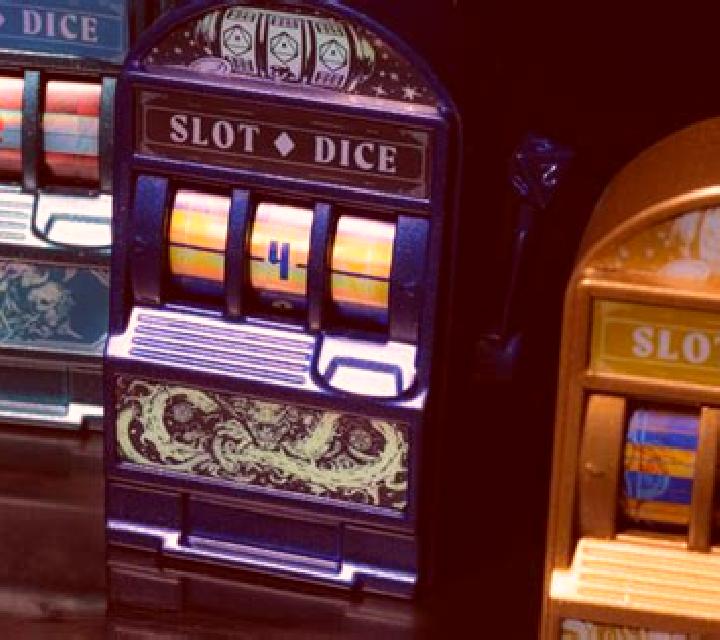 Witch Pickings Dice slot machine