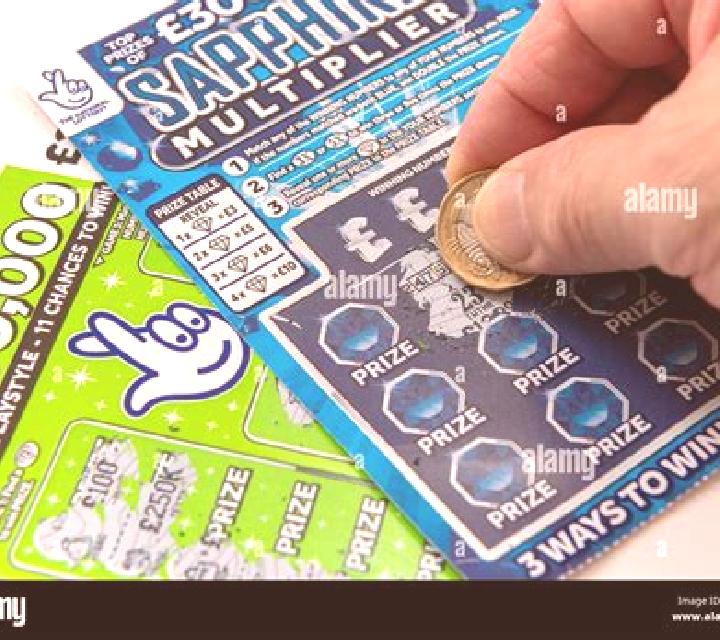 With Cleo Scratchcard slot machine