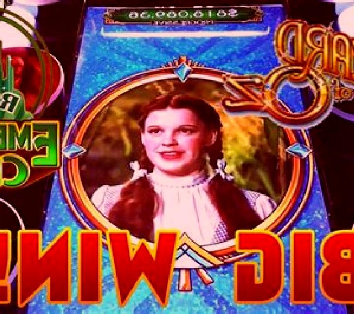 Wizard of Oz Road to Emerald City slot machine
