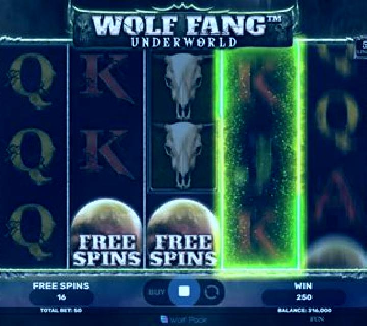 Wolf Fang - Underworld slot machine