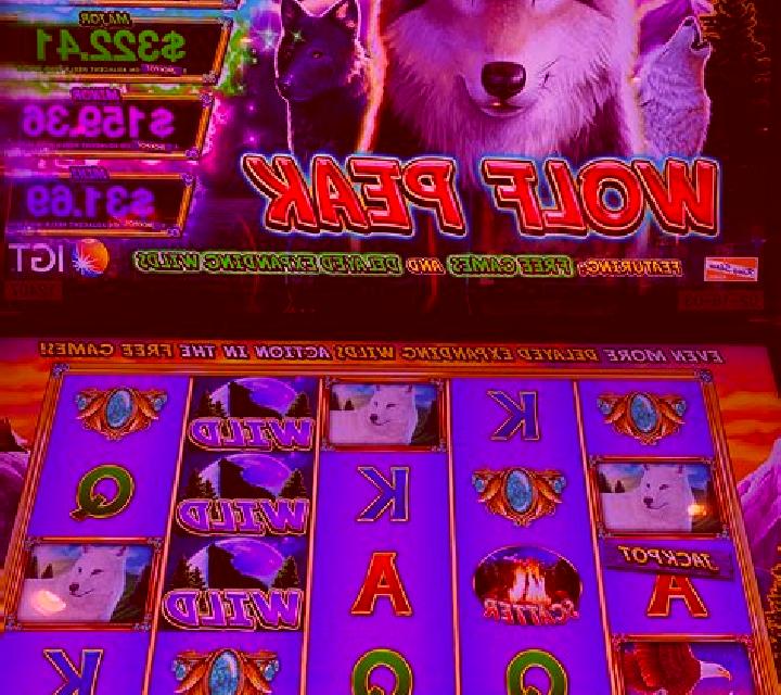 Wolf Peak slot